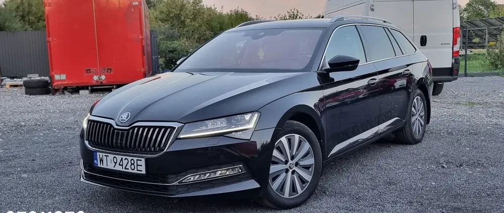 skoda nowogród Skoda Superb cena 147600 przebieg: 49000, rok produkcji 2021 z Nowogród